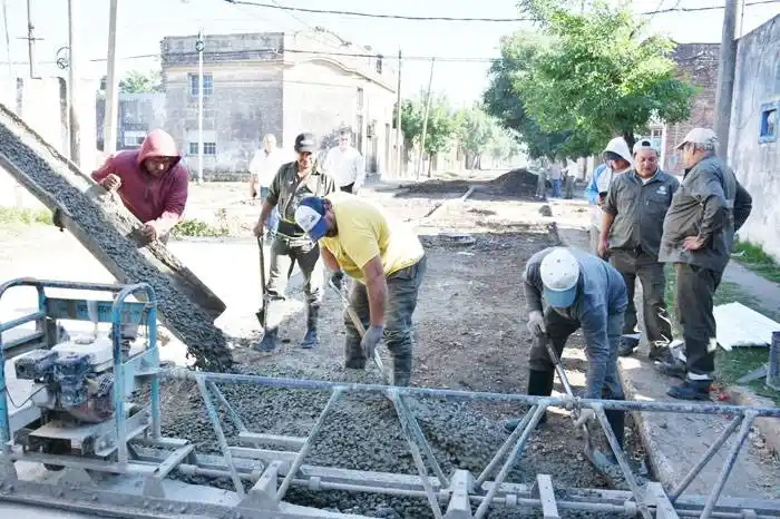 El municipio avanza con las obras de  repavimentación en la zona sur
