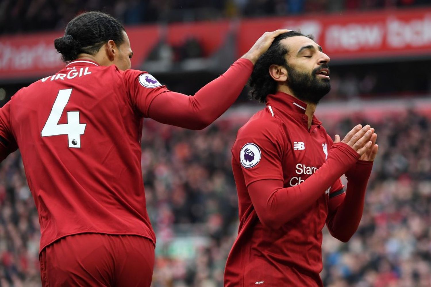 Liverpool, otra vez líder