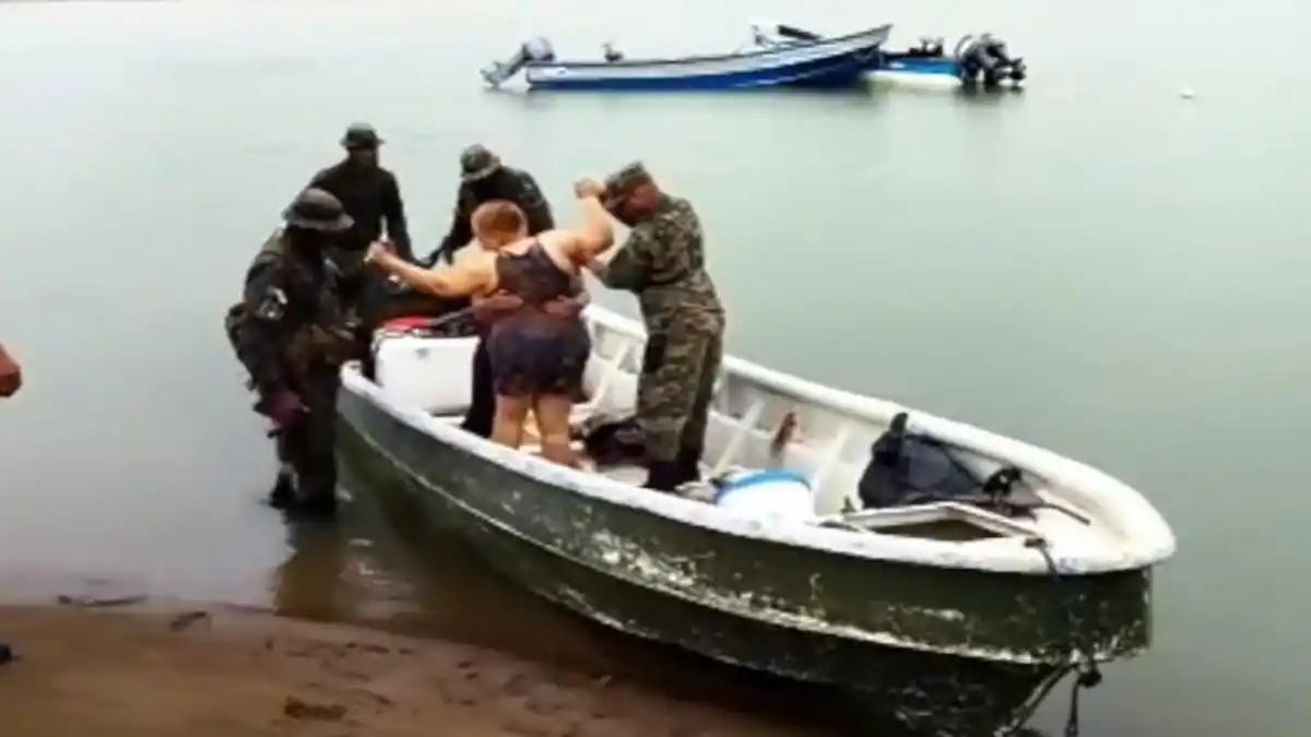 AL FIN LOS TOMAN EN CUENTA: militares de Panamá rescatan a 2 venezolanas en la selva del Darién abandonadas por los coyotes