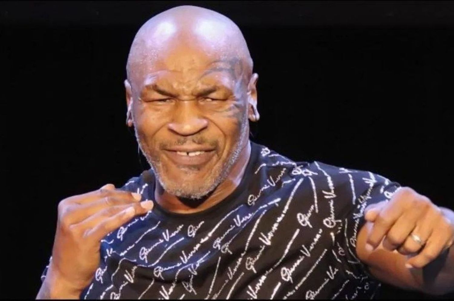 Mike Tyson vuelve al ring