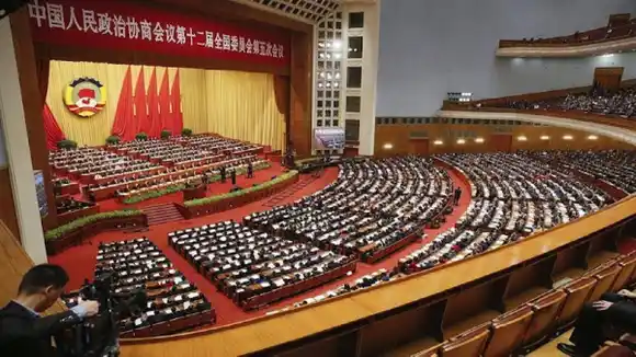 ¿LA GUERRA DE LOS GLOBOS Y LOS OVNIS? Ahora China acusa a EE.UU. de espiar su espacio aéreo