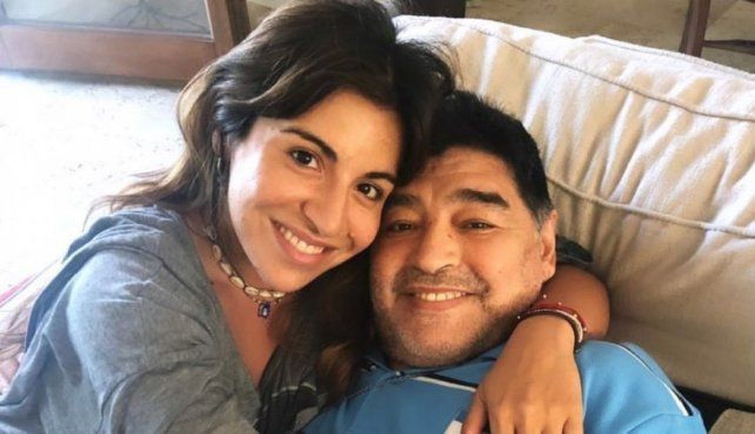 Gianinna contra de la subasta de los bienes de Diego: apuntó contra sus hermanos