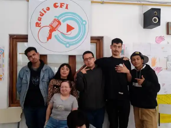 La radio de la Escuela Especial N°514 no para de sumar seguidores y ahora transmite en vivo por Instagram