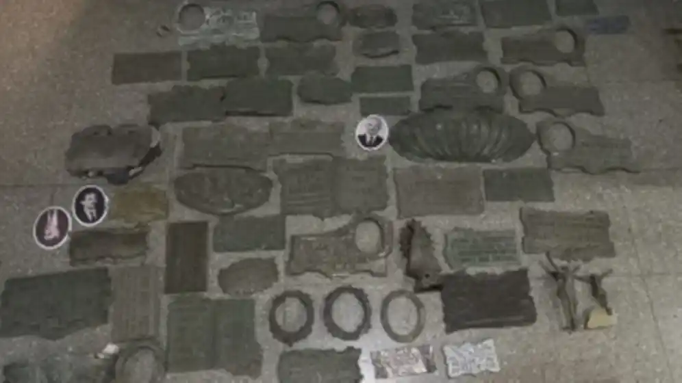 Dos detenidos con gran cantidad de elementos de bronce en el Cementerio La Piedad
