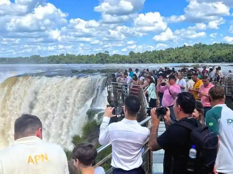 Más de 2,8 millones de turistas y un impacto económico de $ 808.198 millones