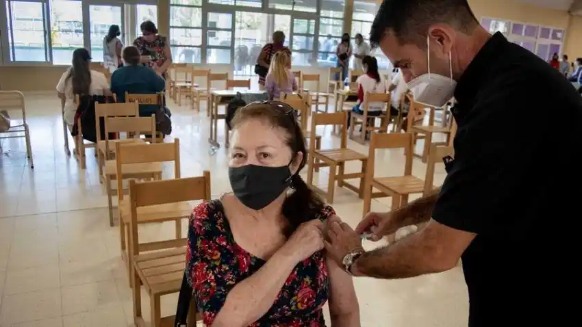 “La vacunación prioriza a los más vulnerables y a lugares con mayor incidencia de covid-19”