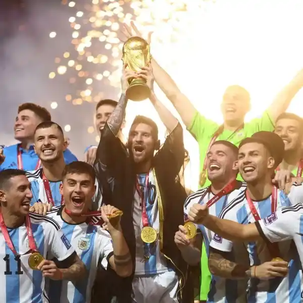 "Un año de la locura más hermosa de mi carrera": el mensaje de Messi y los campeones del mundo