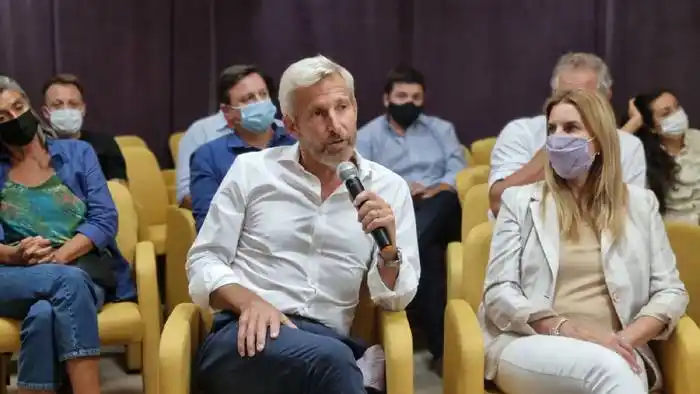 Frigerio junto a la Mesa de  Enlace: �SNo alcanza solo con  una declaración de emergencia⬝