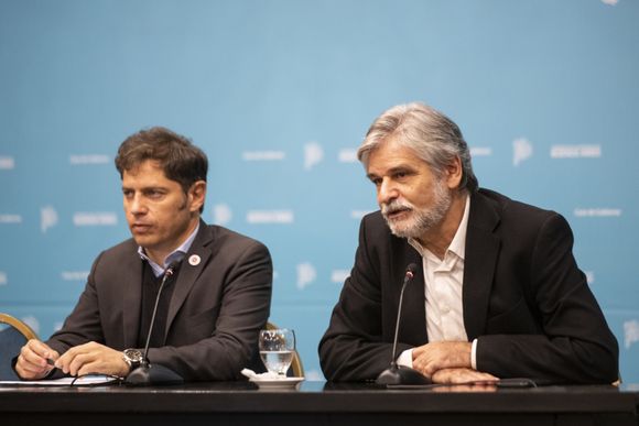 Junto a Axel Kicillof, Daniel Filmus presenta en la UBA su libro sobre "educación y ciencia en el anarcocapitalismo"