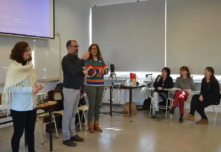 En la Facultad de Trabajo Social dictarán una Tecnicatura Universitaria en Lengua de Señas