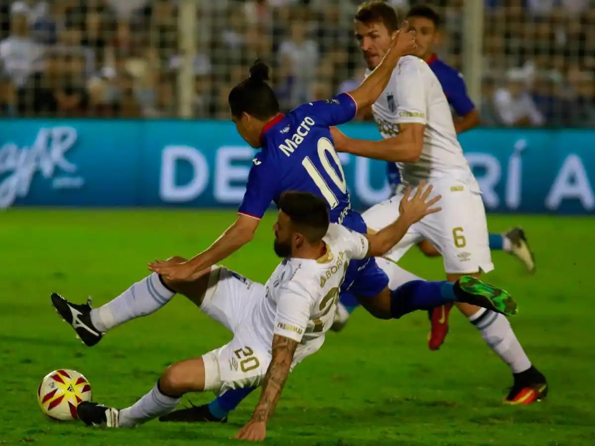  Tigre cumplió y es finalista