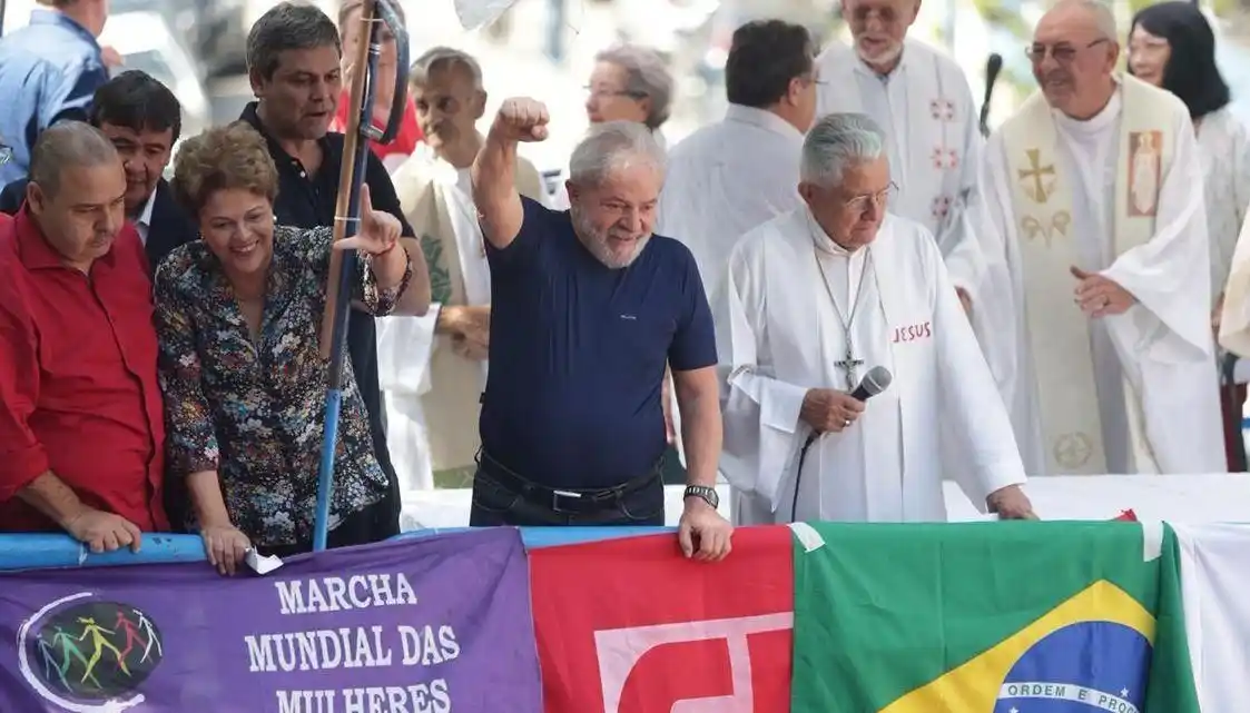 Lula: “Voy a atender el mandato de prisión”