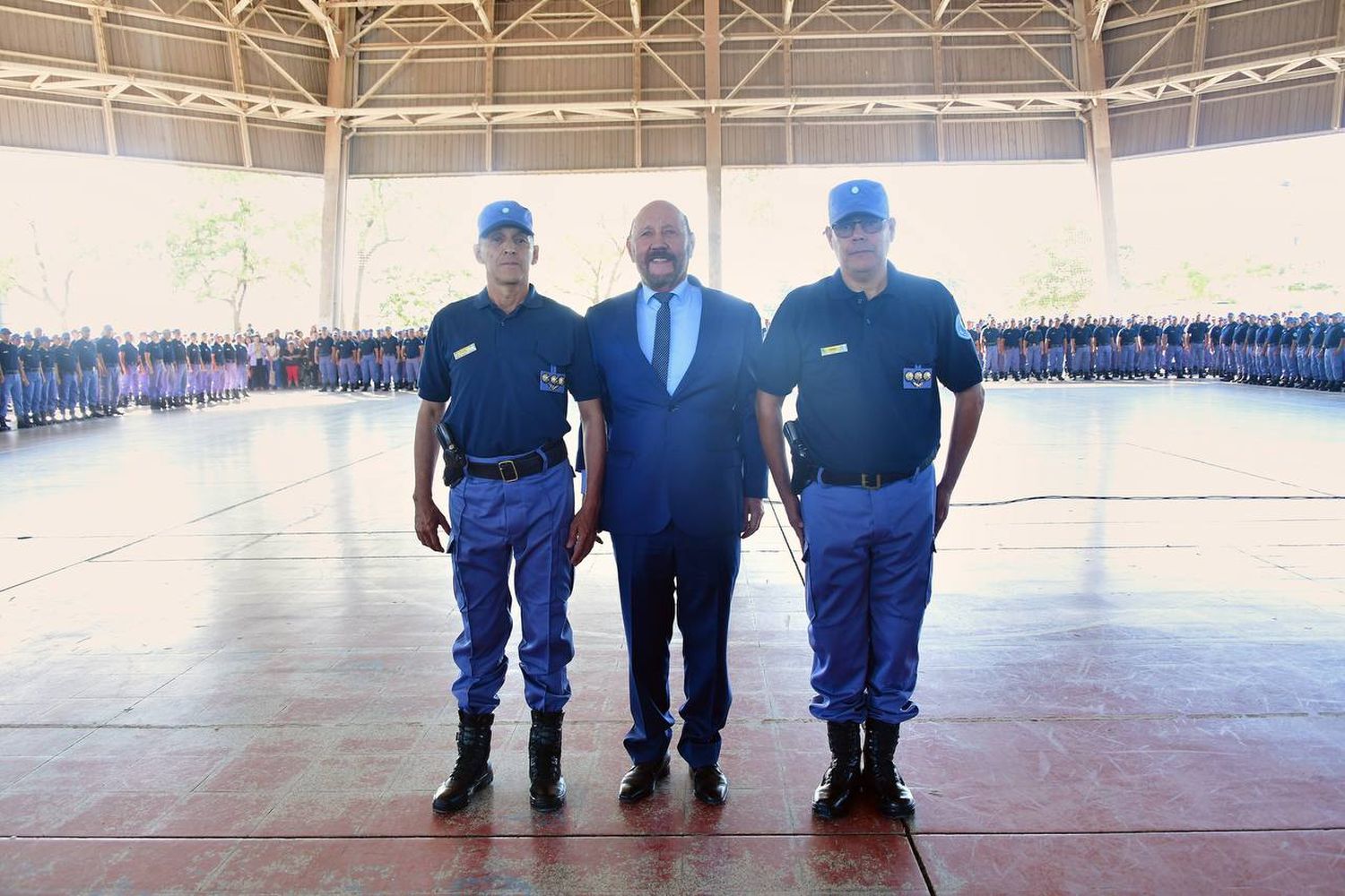 El gobernador Insfrán encabezó el acto de ascenso de 1353 efectivos policiales