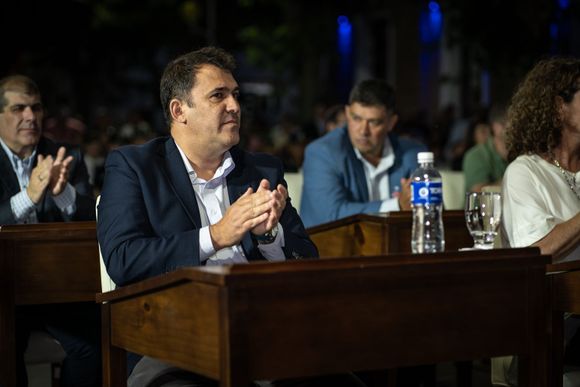 Insólito: cinco concejales quieren monobloque, aunque el reglamento no lo permite