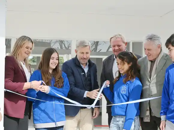 Frigerio inauguró una nueva escuela secundaria en Libertador San Martín