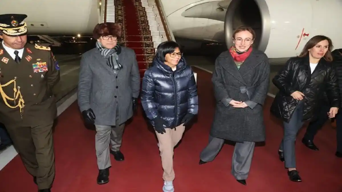 DE CATAR A RUSIA: Delcy Rodríguez sigue en su periplo, busca más apoyo y condena a las sanciones