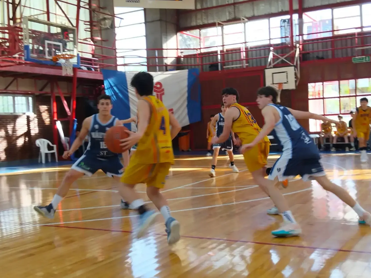 Náutico San Pedro ganó y define la Liga Provincial en Zárate. PH: Matías Bravo.