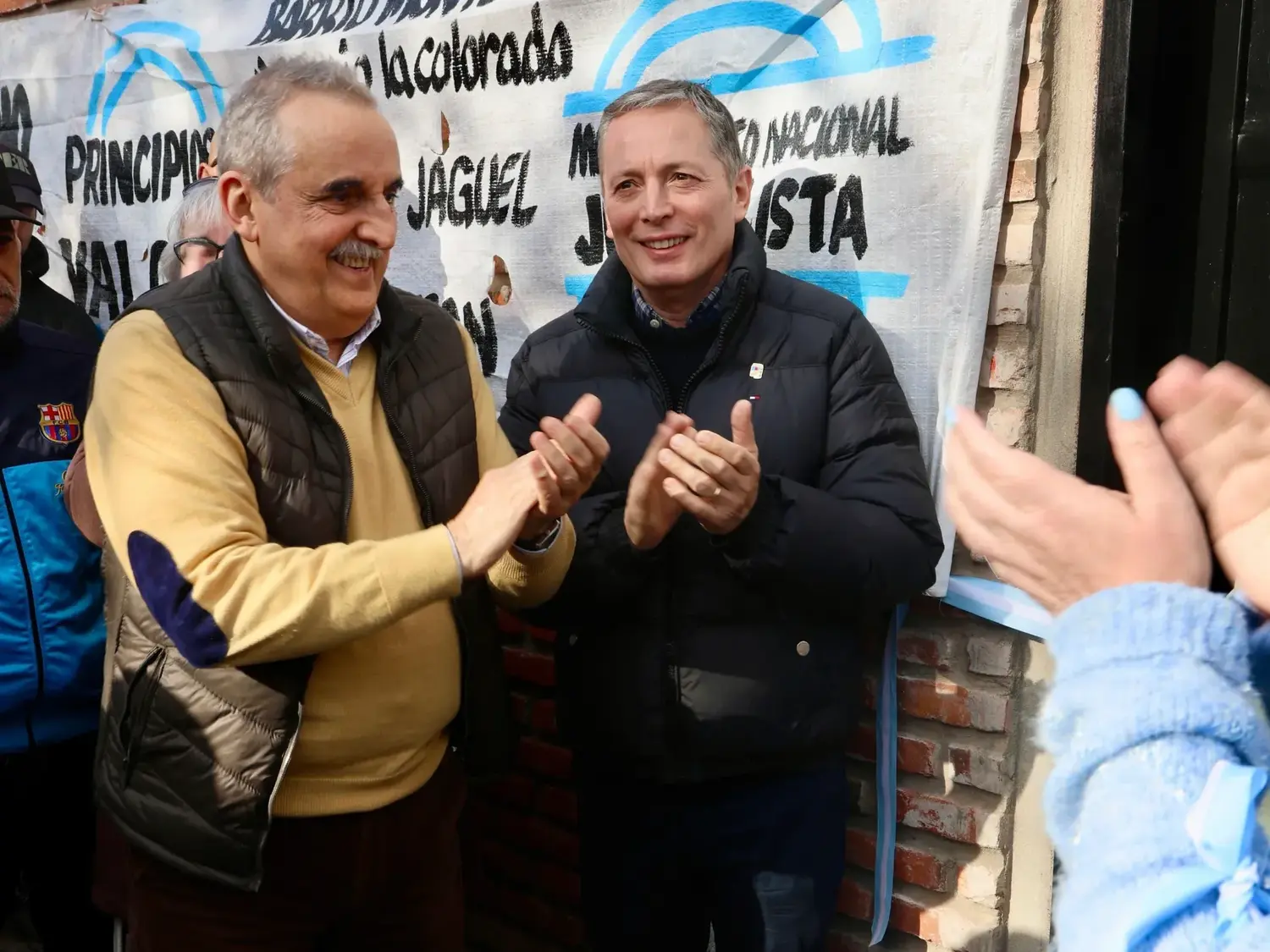 Moreno y Gray juntos en Esteban Echeverría.