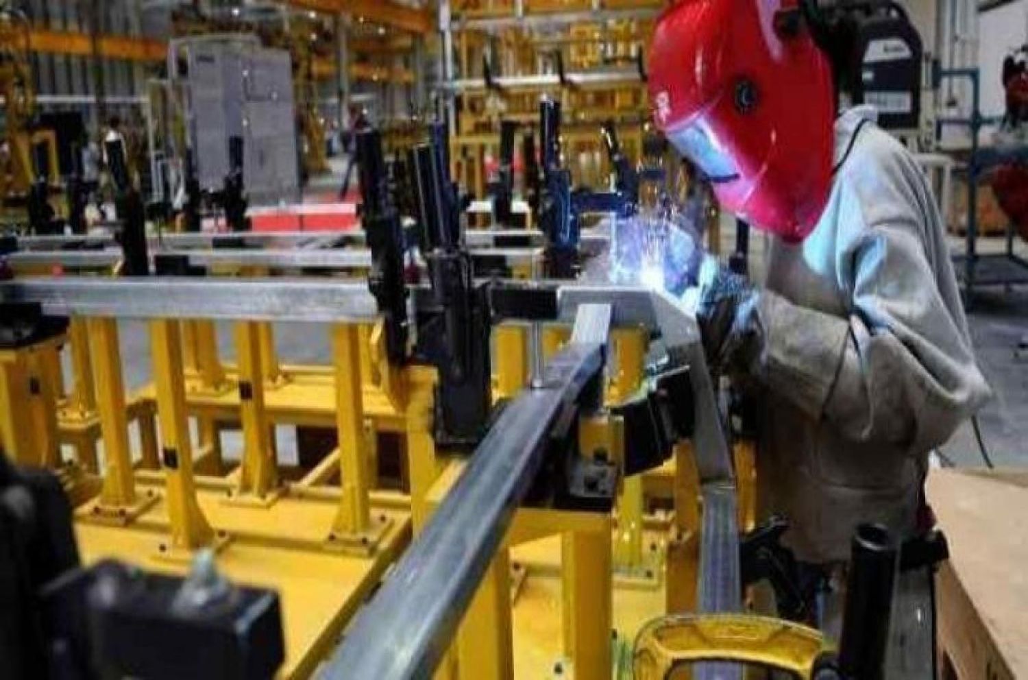 Promoción del empleo: liquidan fondos a industrias adheridas