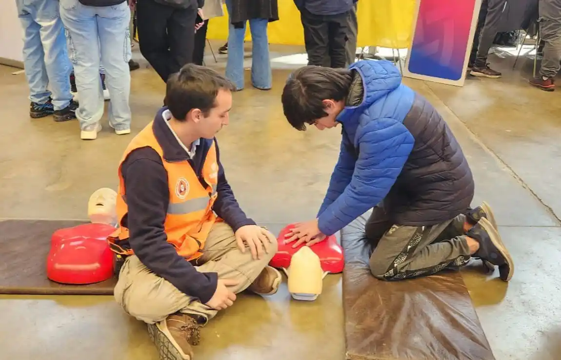 Más de 900 estudiantes de escuelas  en toda la provincia participarán a de los talleres de Reanimación Cardiopulmonar