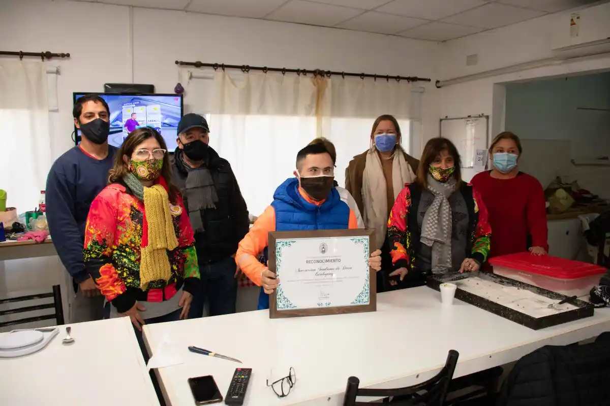 ASDGGUAY arribó a su 21º Aniversario 