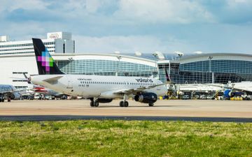 Volaris logra ganancia de 6 millones de dólares en el tercer trimestre pese a caída de ingresos
