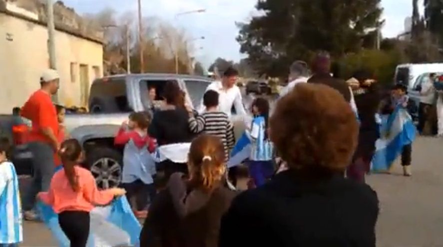Tres Sargentos recibió a José Basanta tras su participación en el Mundial