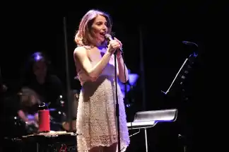 Elena Roger canta en el Colón a beneficio del Fleni
