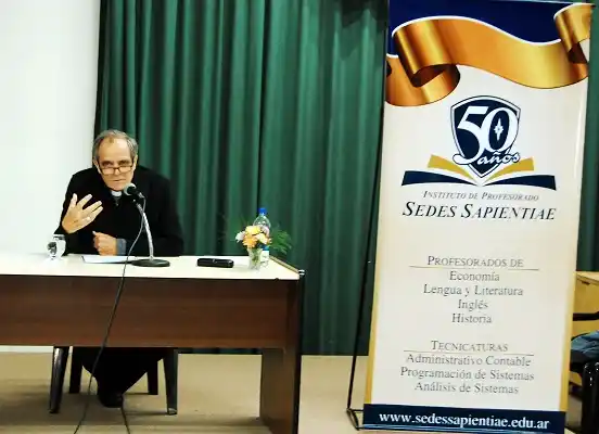 Obispo Casaretto: “La solidaridad debe ser para desarrollar la dignidad”
