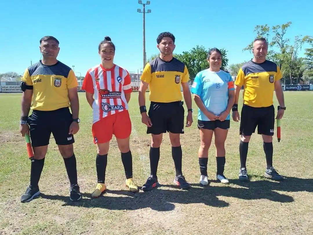 Fútbol femenino - 3
