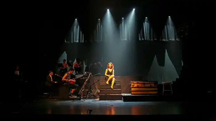 Elena Roger “Mina…che cosa sei?!?!”