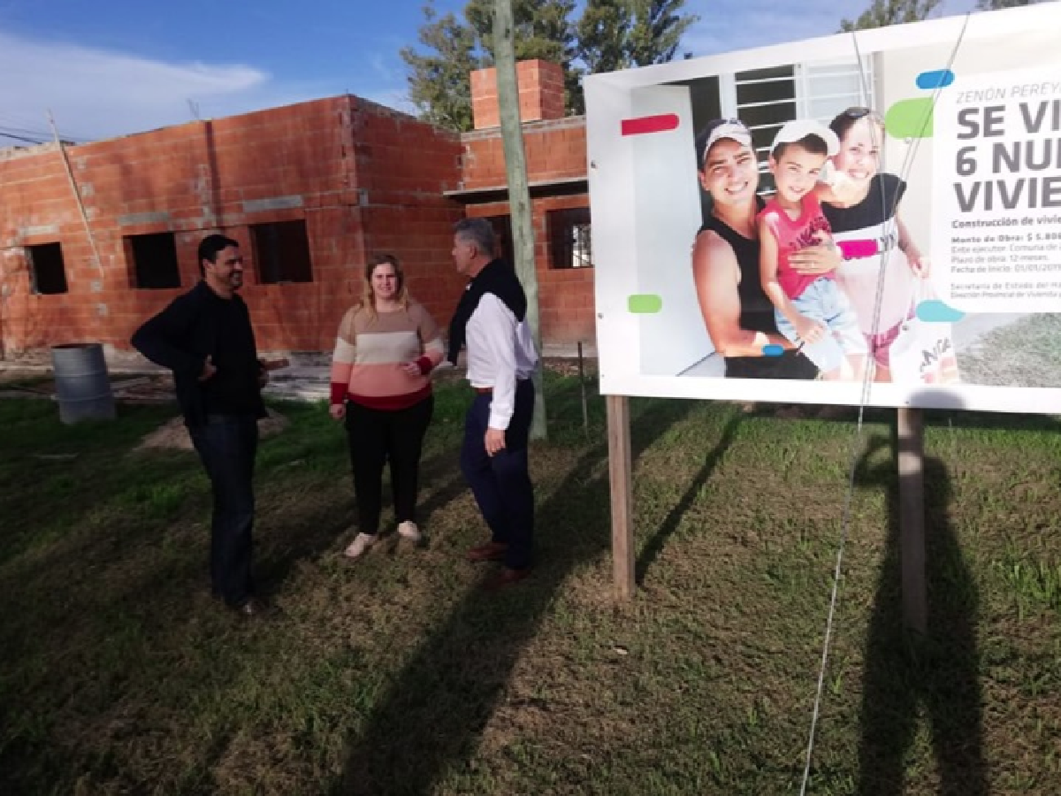 Martínez: “Viviendas, salud y apoyo a las instituciones: claves de nuestro gobierno provincial”