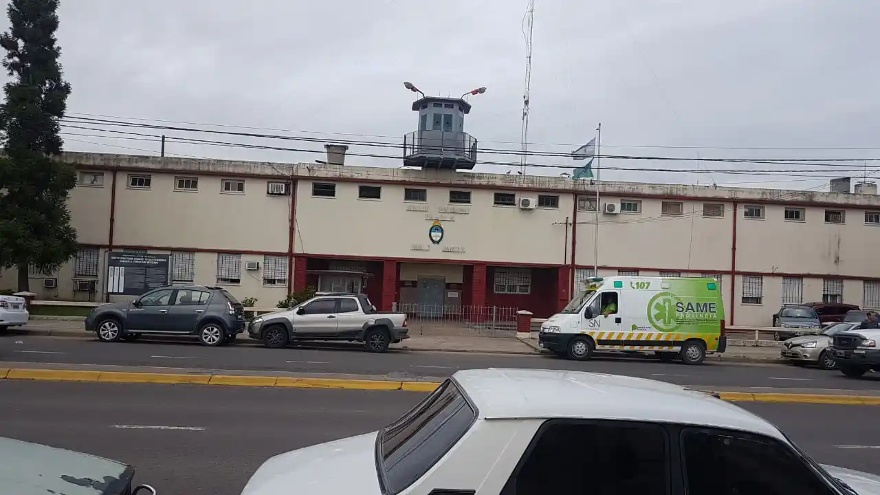 Motín en San Nicolás: "Liberaron a los rehenes, están sanos y salvos"