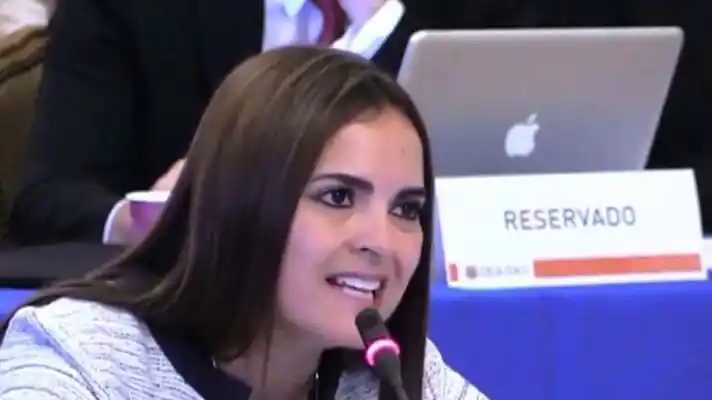 NICOLASITO MADURO QUEDÓ VESTIDO Y ALBOROTADO: Tamara Suju se niega a conciliar con él