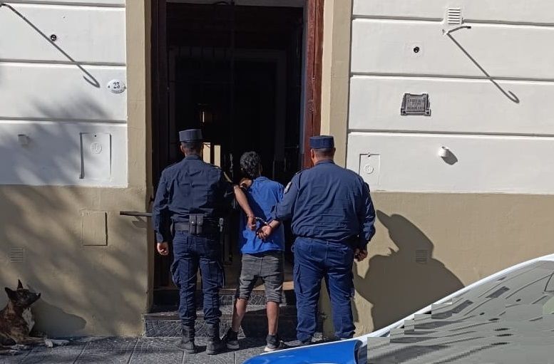 Detenido por hurto en un desarmadero de autopartes en Victoria
