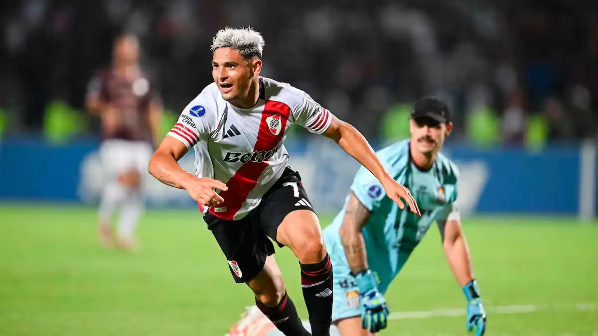 River le ganó a Carabobo por 2-1 y se acerca a la clasificación en la Copa Sudamericana 2026