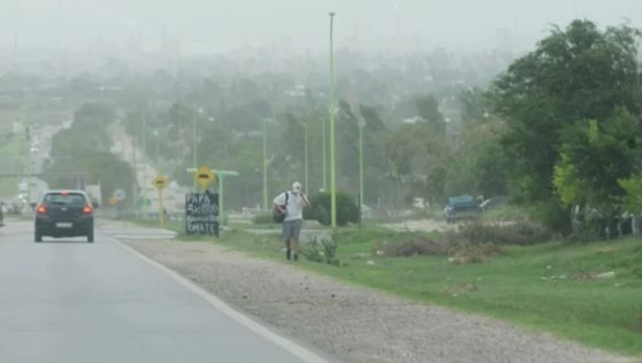 Alerta en Bahía Blanca por vientos de 100 km/h: En Monte Hermoso y Coronel Dorrego suspendieron actividades