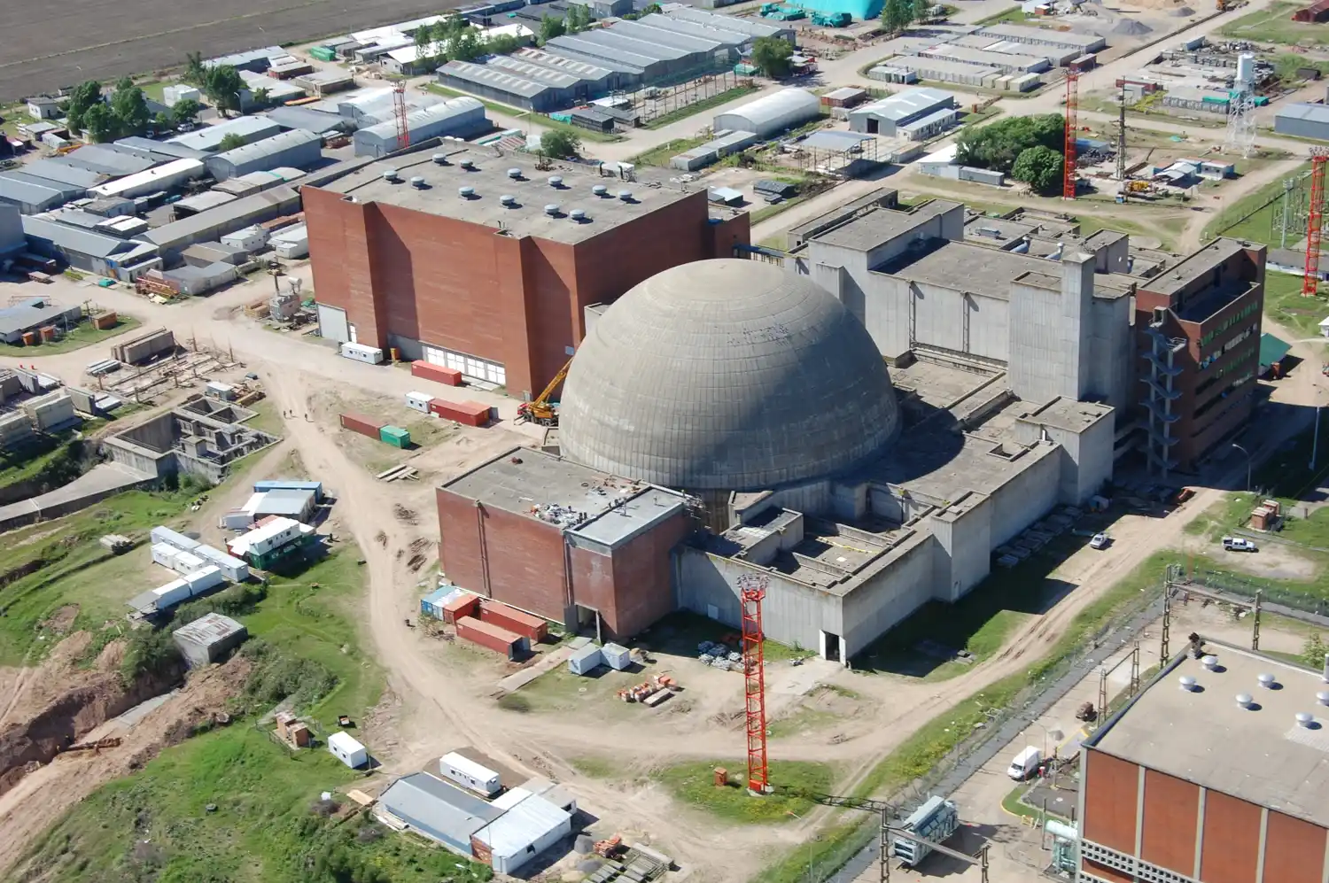 La generación eléctrica de fuente nuclear fue récord en 2016