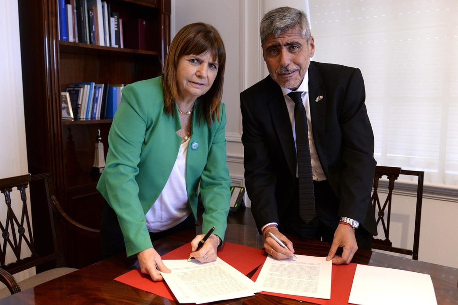 Patricia Bullrich y Juan Pablo Quinteros.