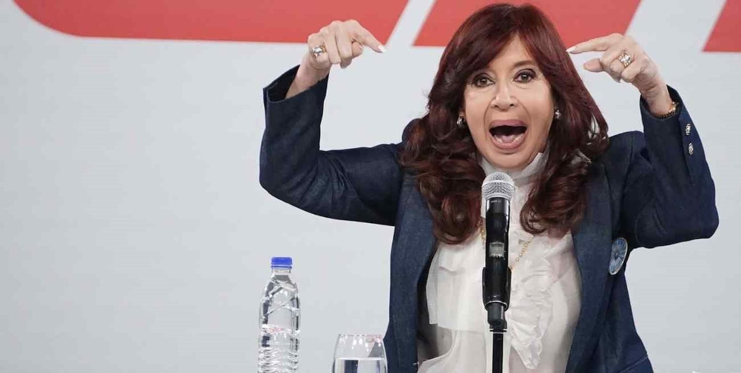 Seis goles y seis años: las comparaciones entre Cristina Kirchner y Suiza coparon las redes