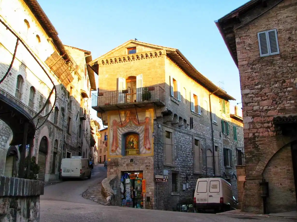 Italia ofrece vacaciones gratis a las parejas que quieran concebir hijos