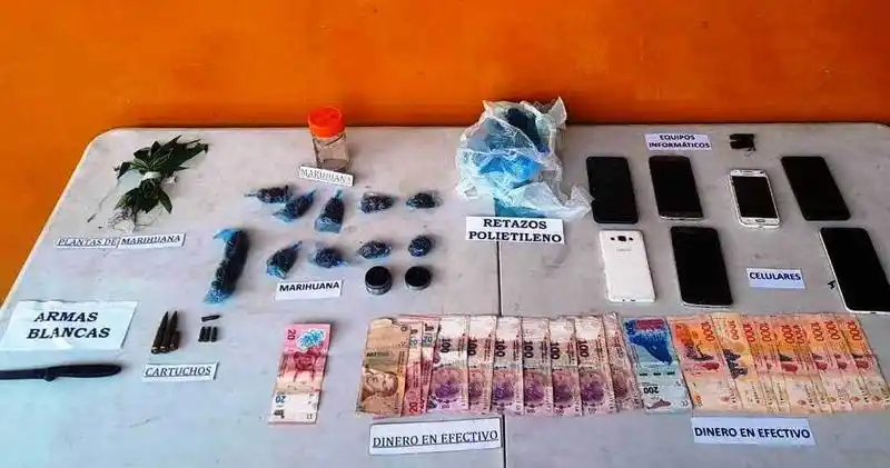 Dos hombres amenazaron de muerte
a otro y fueron detenidos por la Policía