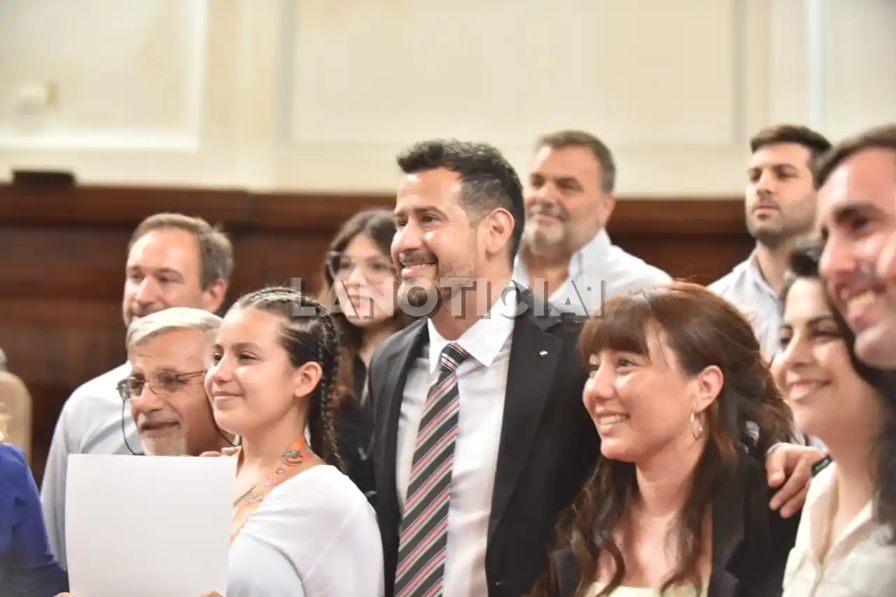 Marcelo Galland y Cintua Mansilla junto a Mayra.