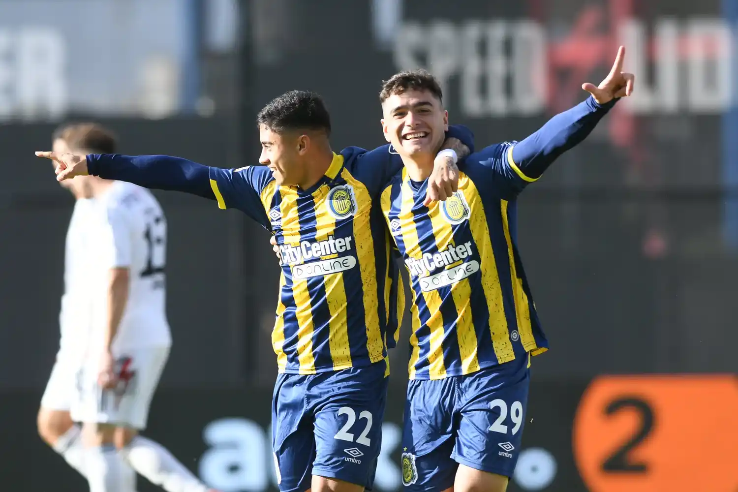 Central fue contundente y le ganó a Riestra de visitante con equipo alternativo