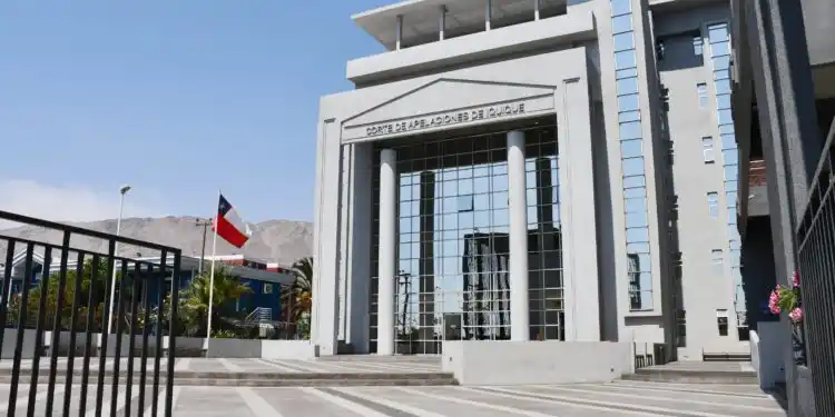 Corte de Apelaciones de Chile acoge recursos de amparo que deja sin efecto expulsión de migrantes venezolanos