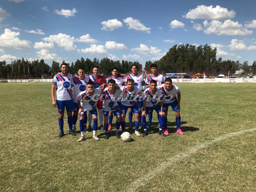 La formación titular del recién ascendido