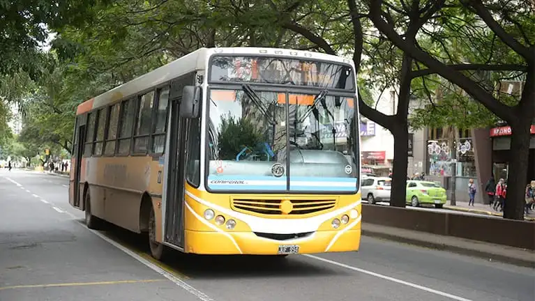 Córdoba pidió a la Nación que reactive los fondos para sostener el transporte interurbano y el Boleto Educativo