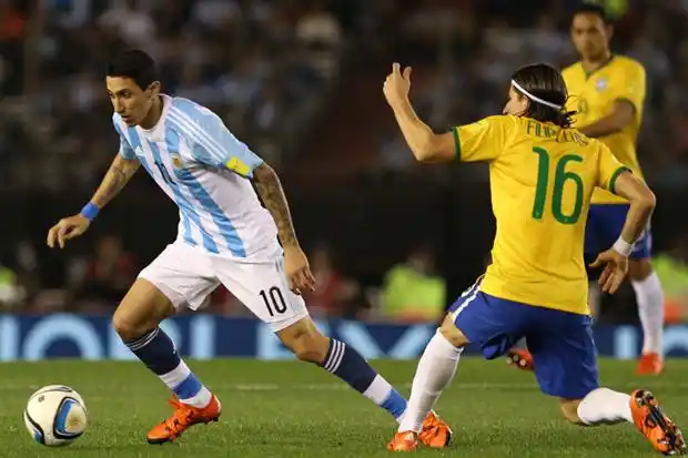 Argentina no pudo con Brasil y terminó empatando 