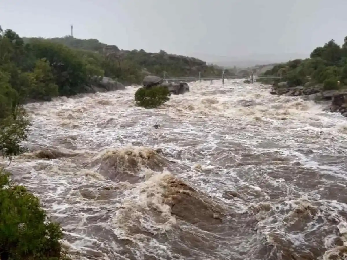 Más de 20 evacuados por la tormenta en Córdoba Capital