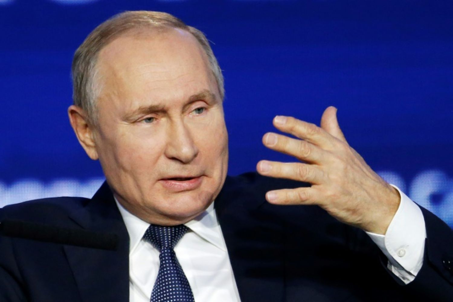 Putin insta al debilitado partido Rusia Unida a asumir sus responsabilidades